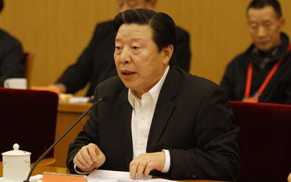 半岛公司官方网站入口查询主席孙家正在会议上讲话