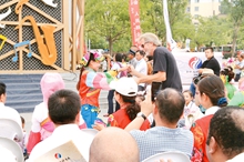 美国互动.jpg