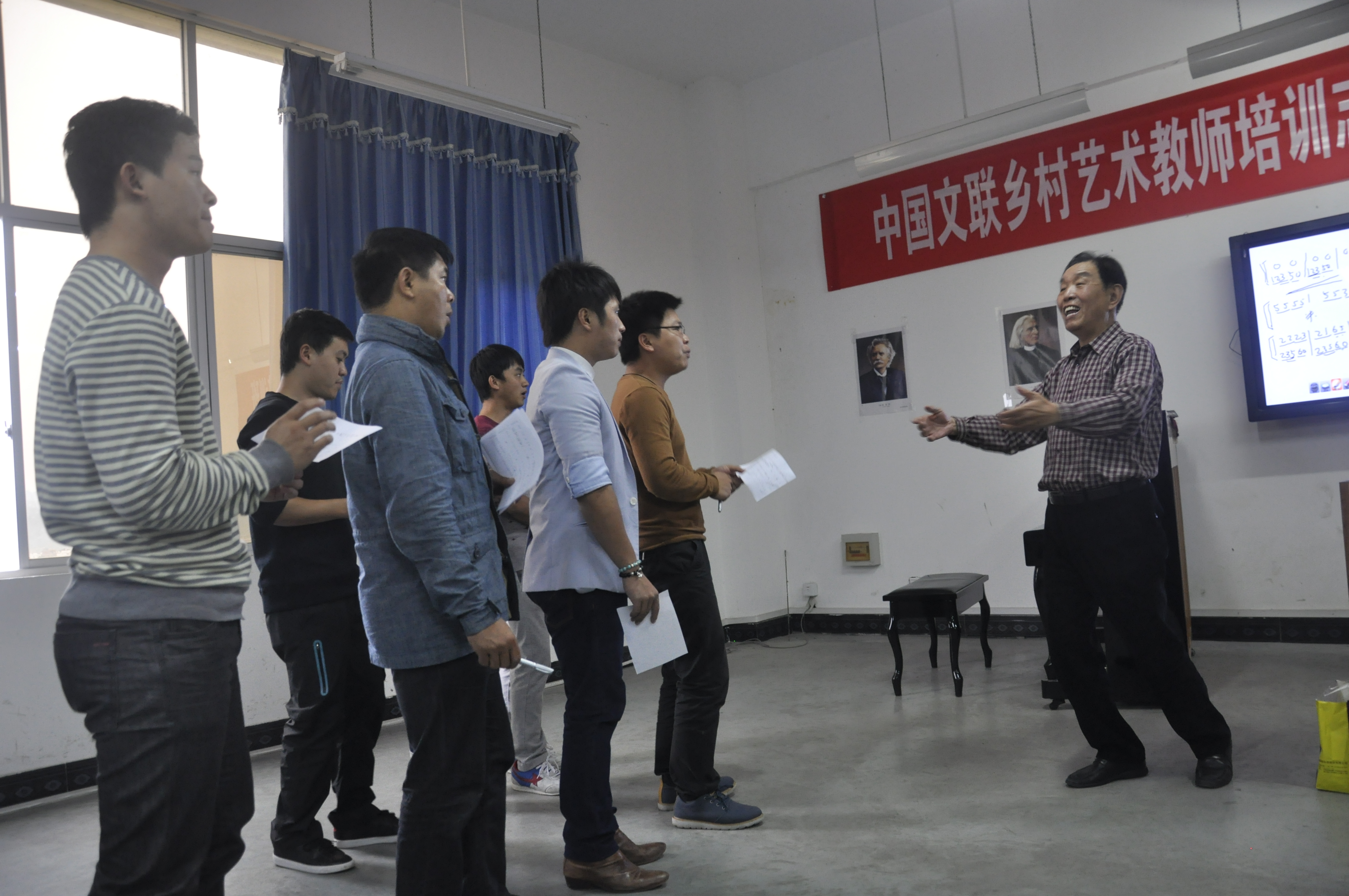 半岛公司官方网站入口查询文艺支教志愿服务项目1.jpg