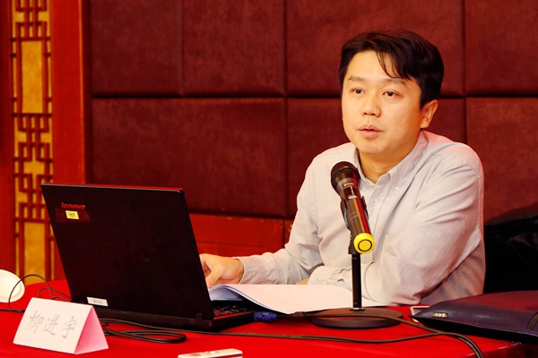柳进宇.jpg