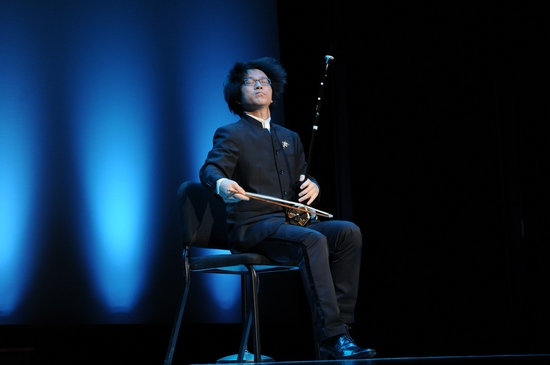 Yao Xinfeng was playing