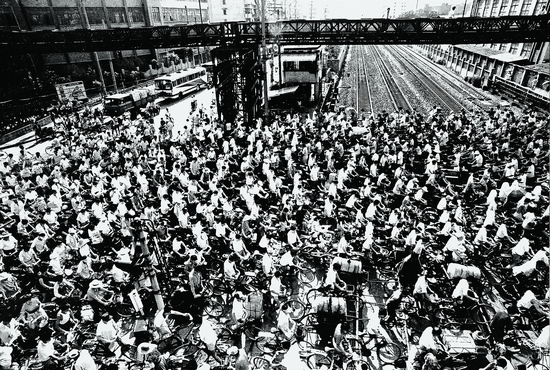 The rush hour in 1970s Anonymous