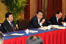 李长春参加全国政协十一届五次会议文艺界委员联组会
