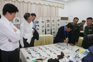 赵东民作画