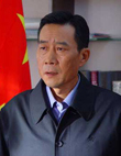 李雪健