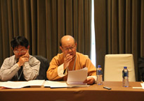 艺术家在讨论会现场踊跃发言3.jpg