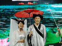 U4350P28DT20120119101835.jpg