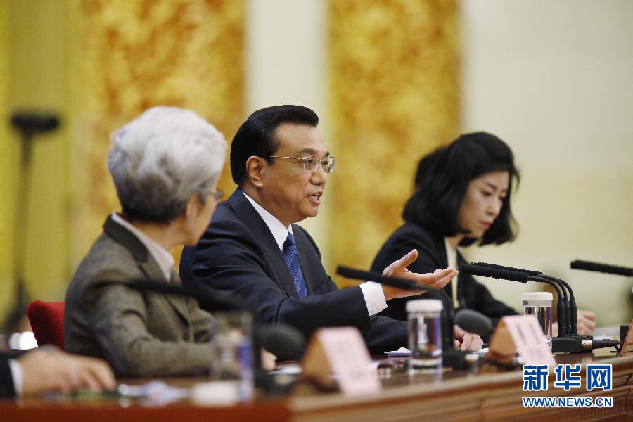（两会·总理记者见面·XHDW）（20）李克强总理与中外记者见面