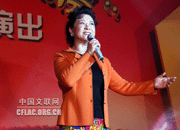 王馥荔.gif