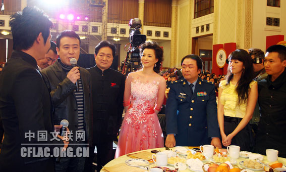 ���������硶�������塷����½�㣨��һ�����ں�ΰ�����������ϣϣ�����壩�����ֳ����ࡣ�й�������